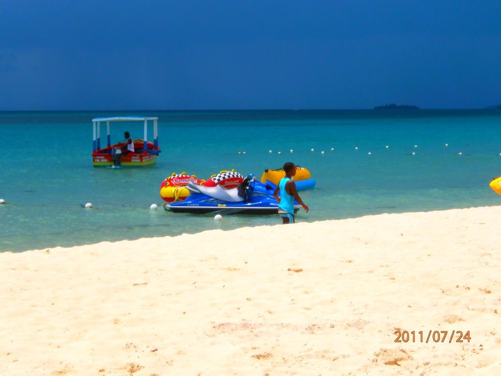 Coral Seas Beach نيغريل المظهر الخارجي الصورة